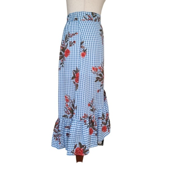NWT Onetheland Blue Gingham and Floral Skirt size Medium - Picture 4 of 6
